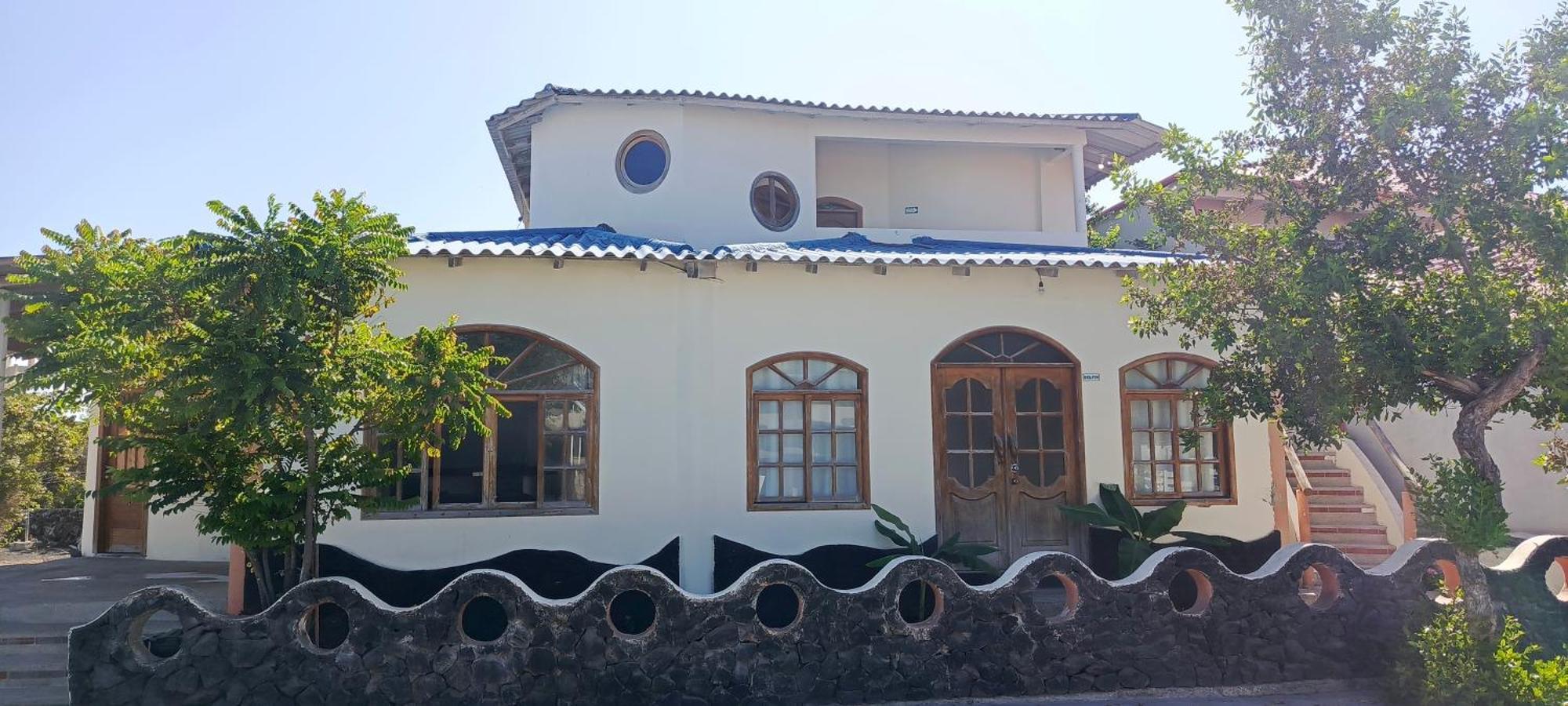 Hostal Neptuno - Poseidon Puerto Villamil Eksteriør bilde